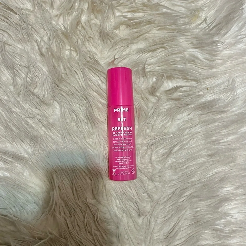 Pink Prime Set Refresh Setting Spray